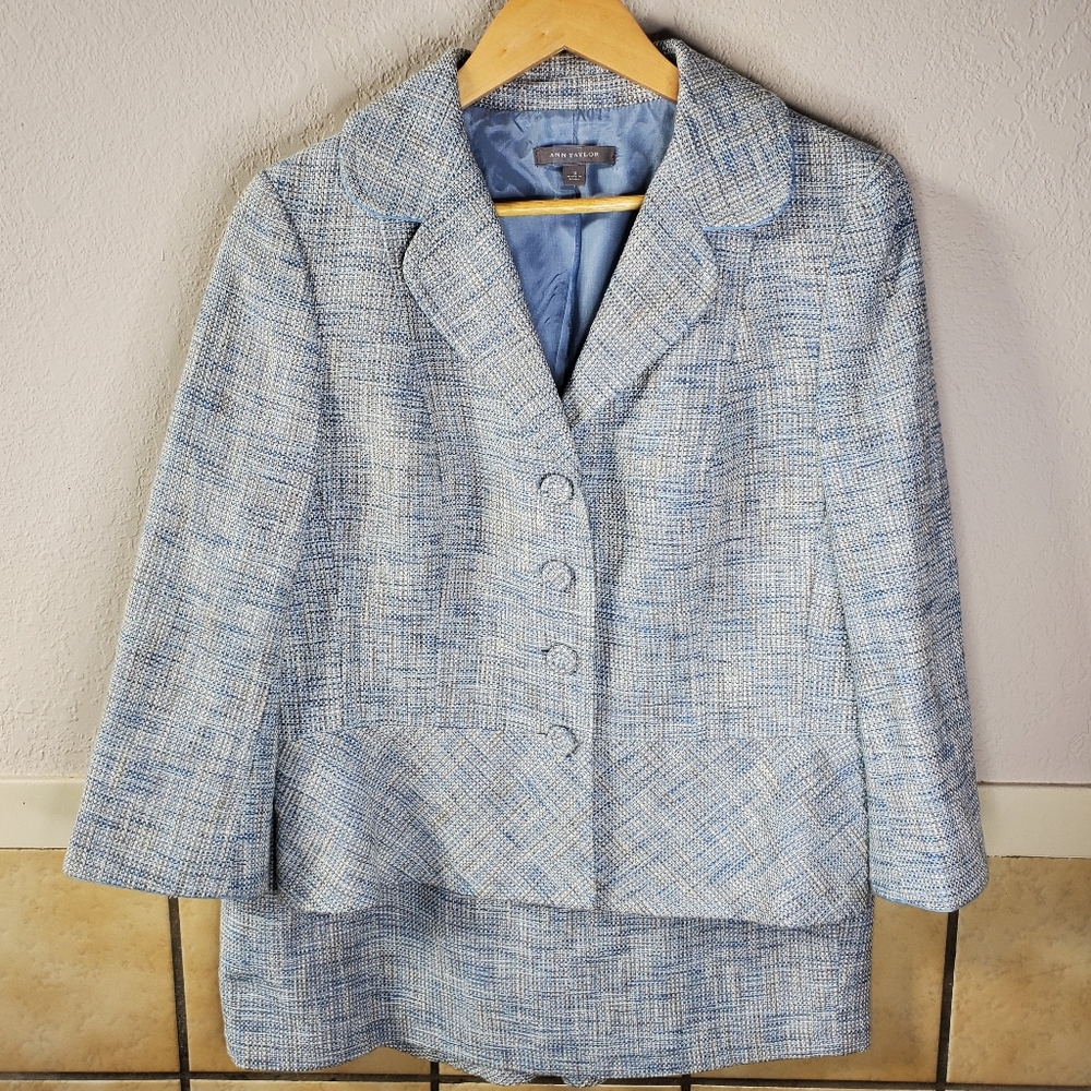 Ann Taylor Blazer and skirt set Size 12 top 14